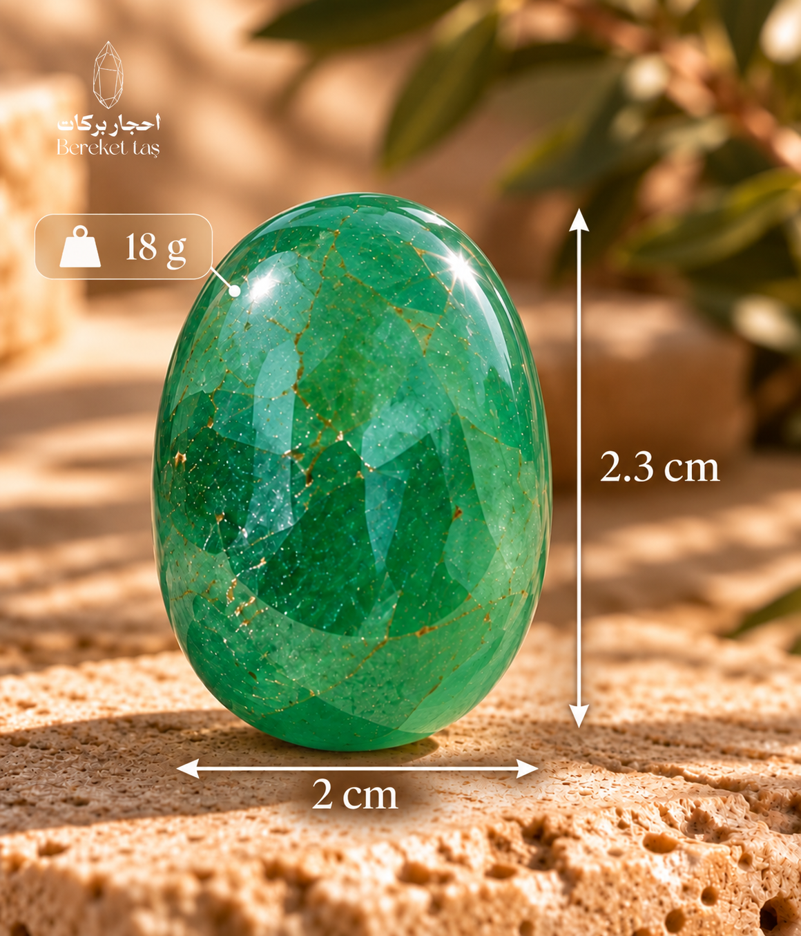 Polished green Fluorite individual stone showing a weight of 18 g and dimensions of 2.3 cm by 2 cm